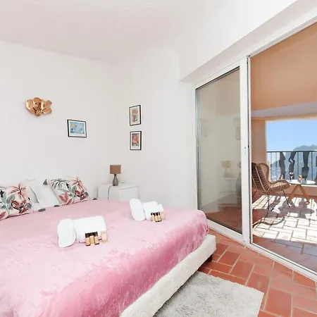 Apartmán Sea View Duplex Yourhosthelper